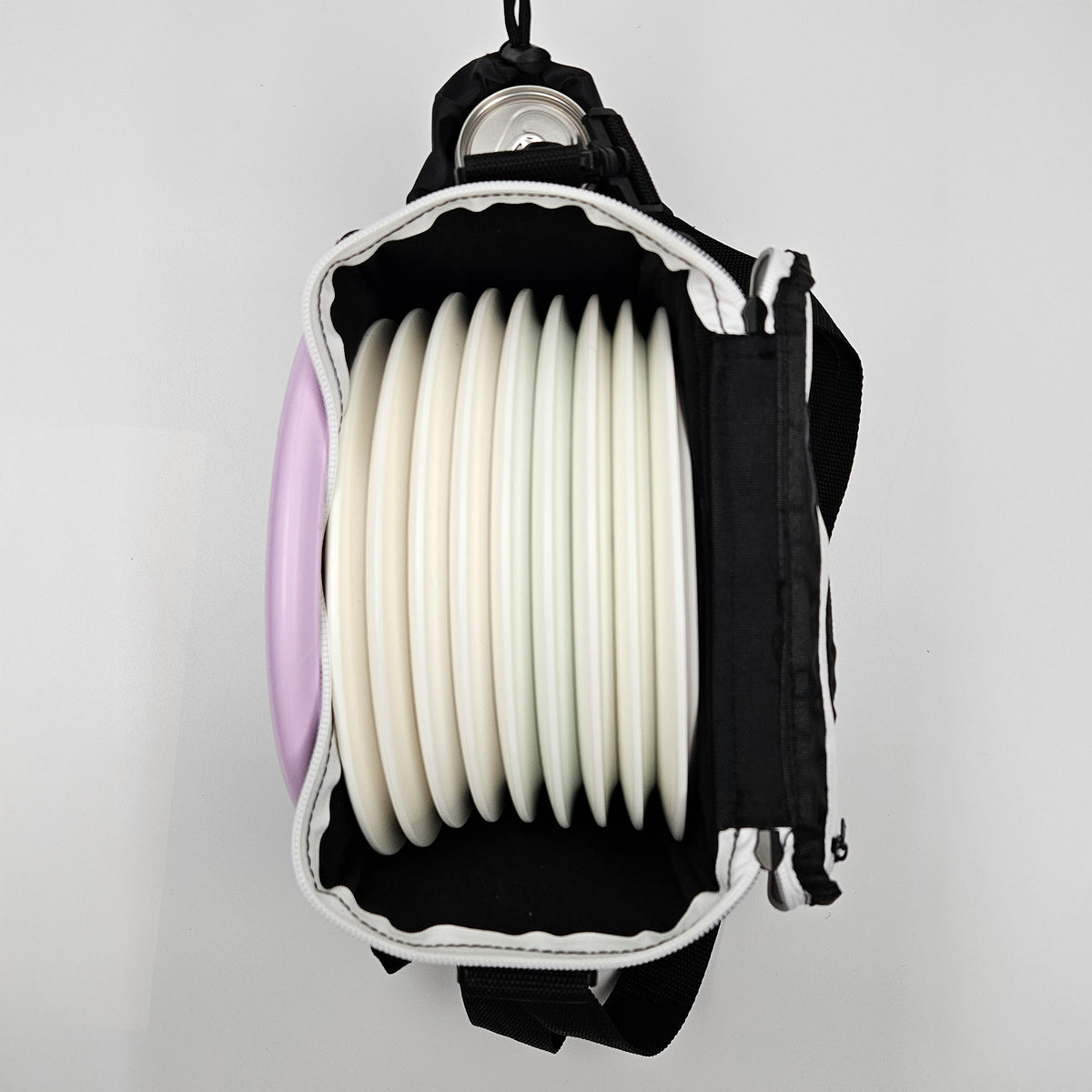 Lilly EQ - Stinger Shoulder Bag